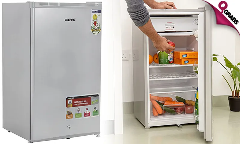 Geepas Single Door Refrigerator - 110L!